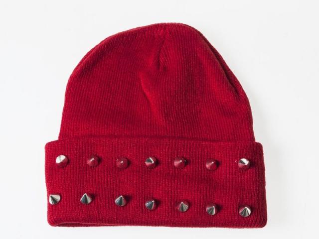 冬 ファッション ロックパンク風飾りカシメ リベット付き 防寒 ニット帽 ニットキャップ 男女兼用 ワインレッド 送料込の通販はau Pay マーケット Piii