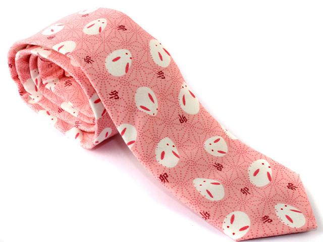 男女兼用 ファッション小物 カジュアル ビジネス 正装 スーツなど ポップ風柄 ネクタイ ウサギ ピンク 送料込の通販はau Pay マーケット Piii