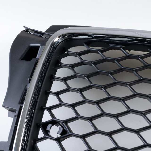 アウディ Audi A3 S3 8P RS風 光沢ブラック + クロームメッシュ フロントグリル PDC対応 09-13 送料込｜au PAY  マーケット