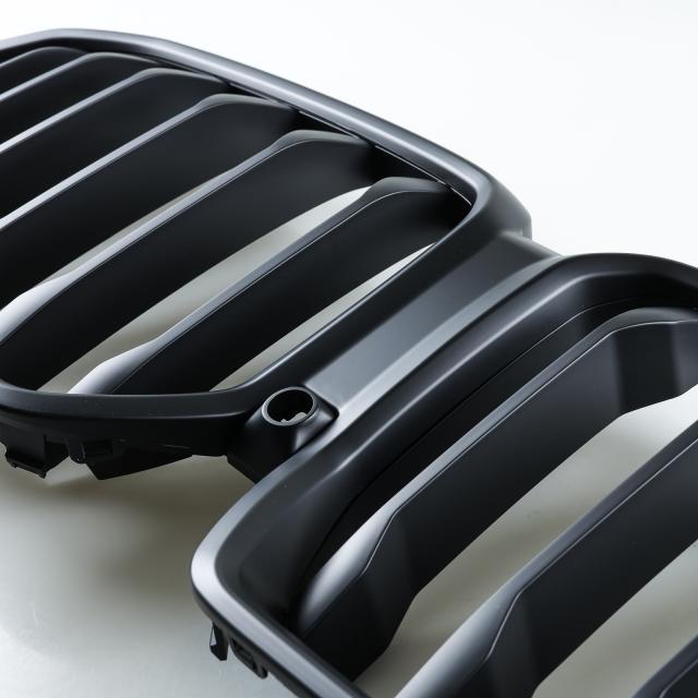 Bmw X6 G06用 19 マットブラック フロントグリル カメラ穴付きの通販はau Pay マーケット Piii