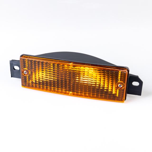 BMW用 3シリーズ E30 1988-1992 後期 欧州仕様 フロントバンパーターンシグナルコーナーライト 右側 アンバー 2ピン 品番:63131380962の通販は 7,260円