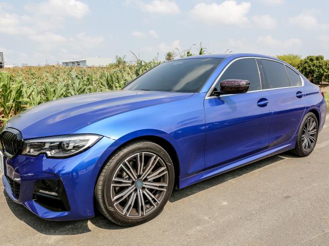 BMW G20用 2019-2020 / BMW G30用 2017-2020 左ハンドル用 レッド ドライフォージドカーボンファイバー サイドミラーカバー ドアミラーカバーの通販は