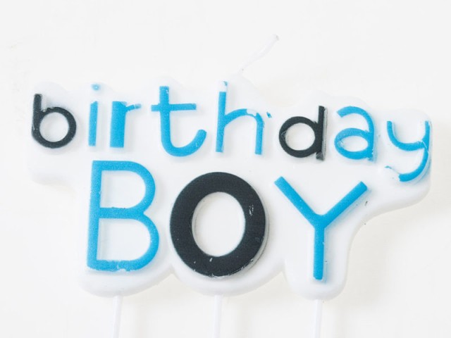 生活雑貨 誕生日 パーティー イベント バースデーケーキ用キャンドル かわいい蝋燭 Birthday Boy文字 送料込の通販はau Pay マーケット Piii