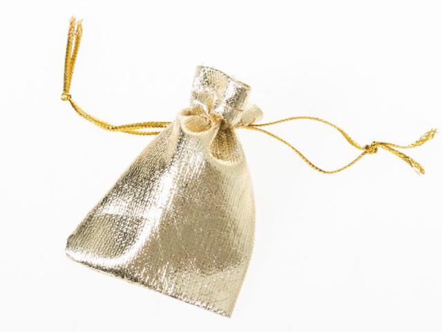 生活雑貨 上品感 アクセサリー 収納ポーチ 袋 3個入り 紐付き 指輪 ブレス ネックレスなど小物収納 シルバー5 7cm 新品 送料込み の通販はau Wowma Titosoy