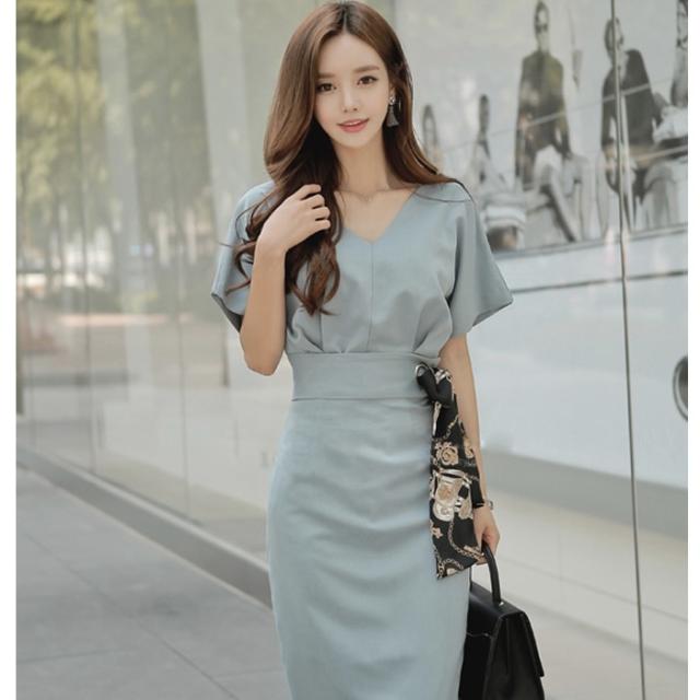 ワンピース セットアップ タイトスカート ワンピドレス 膝丈 ひざ丈 半袖 フレアスリーブ Vネック スリム タイト Iライン 大人可愛い きれいめ 大人 上品 大人女子 セクシー エレガント フォーマル 無地 オールシーズン シーズンレス 誕生日 結婚式 二次会 披露宴 10代 20代