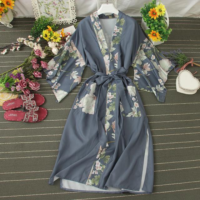 ルームウェア パジャマ カーディガン 部屋着 寝巻き ナイトウェア ネグリジェ ショート丈 袖あり 半袖 5分袖 フレアスリーブ 襟なし フレア セミフレア ウエストマーク ウエストリボン かわいい 大人可愛い きれいめ 大人 上品 おしゃれ お洒落 アジアン エスニック