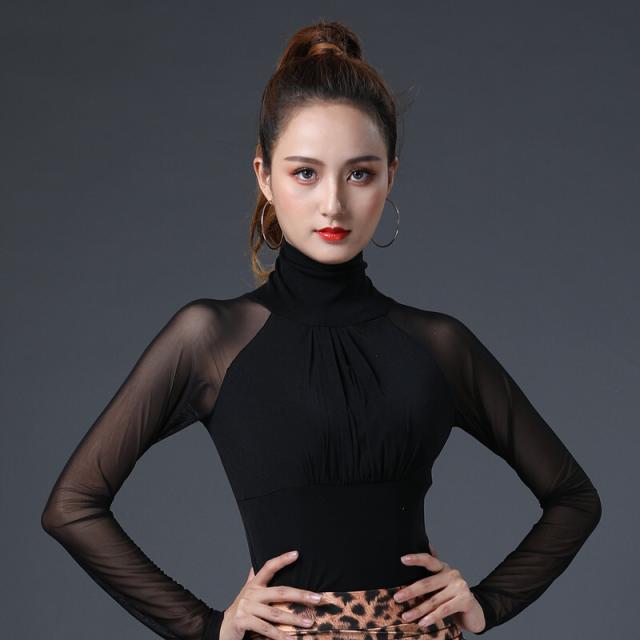 トップス カットソー 袖あり 長袖 カシュクール ハイネック タートルネック 襟なし タイト 細身 切り替えデザイン シフォン 透け感 シースルー 伸縮性 異素材MIX かわいい 大人可愛い きれいめ シンプル カジュアル 大人 上品 おしゃれ お洒落 かっこいい スポーティー 個性的の通販は 6,222円