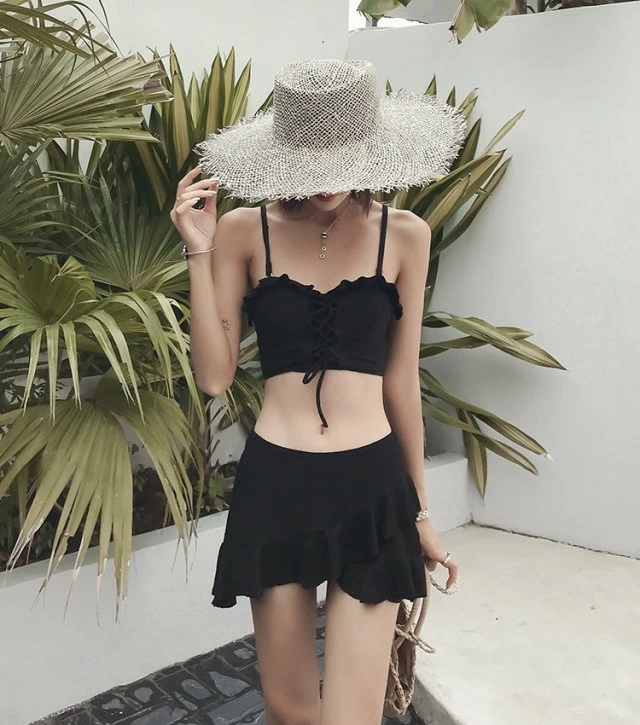 ビスチェ風 水着 ビキニ セクシービキニ 体系カバー水着 ビスチェ ワイヤー パッド付き リボン フリル レースアップ 透け感 胸元 谷間 セット 上下セット 3点セット スリーピース 2way かわいい 大人可愛い きれいめ セクシー シンプル カジュアル ゴージャス 華やかの通販は