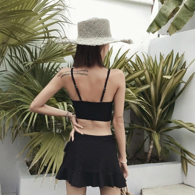 ビスチェ風 水着 ビキニ セクシービキニ 体系カバー水着 ビスチェ ワイヤー パッド付き リボン フリル レースアップ 透け感 胸元 谷間 セット 上下セット 3点セット スリーピース 2way かわいい 大人可愛い きれいめ セクシー シンプル カジュアル ゴージャス 華やかの通販は