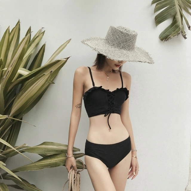 ビスチェ風 水着 ビキニ セクシービキニ 体系カバー水着 ビスチェ ワイヤー パッド付き リボン フリル レースアップ 透け感 胸元 谷間 セット 上下セット 3点セット スリーピース 2way かわいい 大人可愛い きれいめ セクシー シンプル カジュアル ゴージャス 華やかの通販は