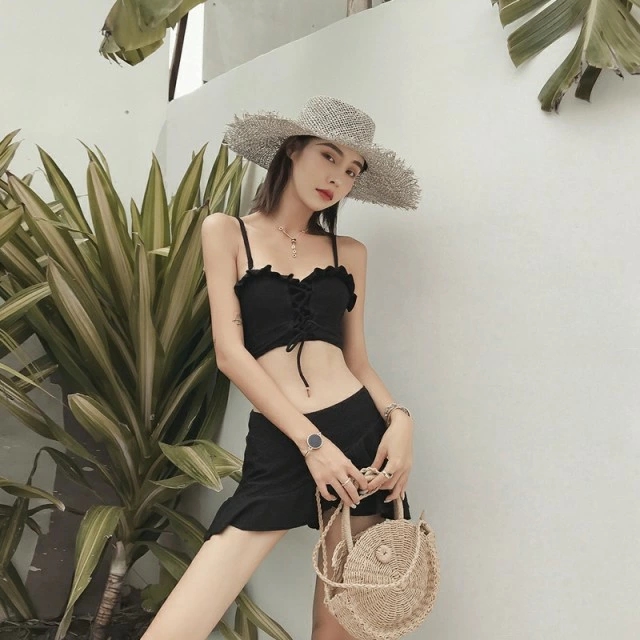 ビスチェ風 水着 ビキニ セクシービキニ 体系カバー水着 ビスチェ ワイヤー パッド付き リボン フリル レースアップ 透け感 胸元 谷間 セット 上下セット 3点セット スリーピース 2way かわいい 大人可愛い きれいめ セクシー シンプル カジュアル ゴージャス 華やかの通販は