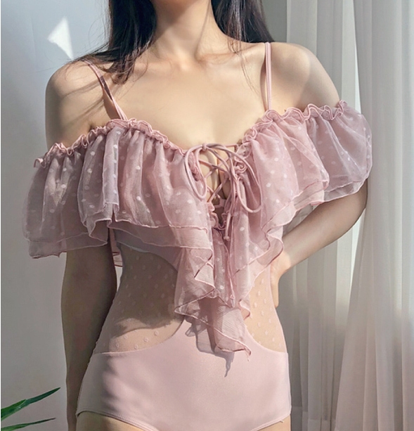 ドット柄 シフォン フリル オフショル 水着 ワンピース水着 体系カバー水着 ワンピース オフショルダー オフショル 体系カバー 二の腕カバー レース チュール シフォン レースアップ 透け感 シースルー 胸元 谷間 谷間魅せ 盛れる かわいい 大人可愛い きれいめ セクシー