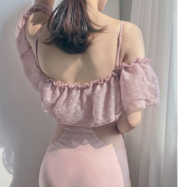 ドット柄 シフォン フリル オフショル 水着 ワンピース水着 体系カバー水着 ワンピース オフショルダー オフショル 体系カバー 二の腕カバー レース チュール シフォン レースアップ 透け感 シースルー 胸元 谷間 谷間魅せ 盛れる かわいい 大人可愛い きれいめ セクシー