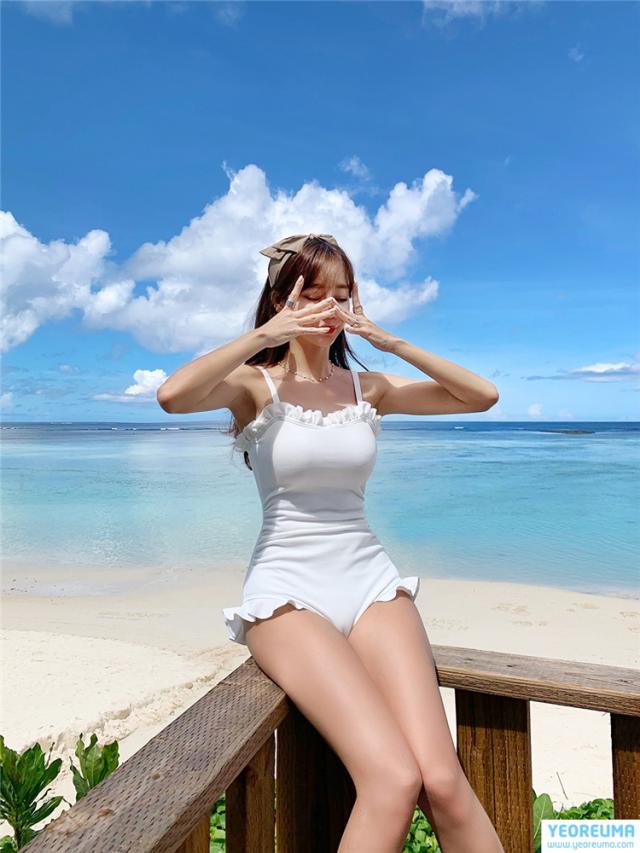 バックリボン フリル ウエストカバー 水着 ワンピース水着 体系カバー水着 ワンピース リボン フリル バックシャン バックコンシャス 透け感 胸元 谷間 かわいい 大人可愛い きれいめ シンプル カジュアル ナチュラル 華やか 大人 大人っぽい おしゃれ 存在感 女っぽ ラブリー バックリボン フリル ウエストカバー 水着 ワンピース水着 体系カバー