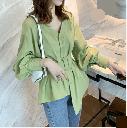 アシンメトリー 深Vネック ブラウス トップス シャツ 袖あり 長袖 ドロップショルダー 萌袖 Vネック 襟付き ワイド ベルト ウエストマーク 前開き かわいい 大人可愛い きれいめ シンプル カジュアル 大人 上品 おしゃれ かっこいい 大人女子 こなれ感 ラフ マニッシュ