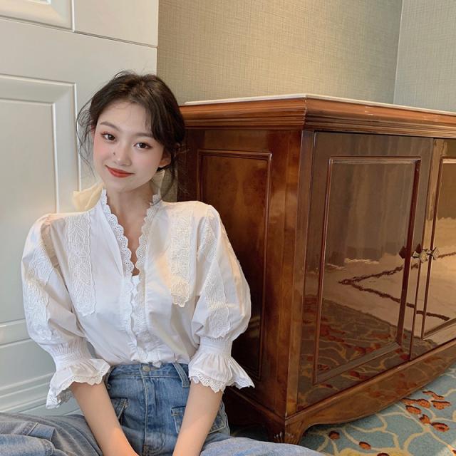 パワーショルダー パワショル トップス シャツ ブラウス 白トップス 袖あり 7分袖 七分袖 ボリューム袖 フレアスリーブ スタンドカラー レース 刺繍 フリル かわいい 大人可愛い きれいめ シンプル カジュアル 大人 上品 おしゃれ 大人女子 こなれ感 個性的 モード系 セクシー