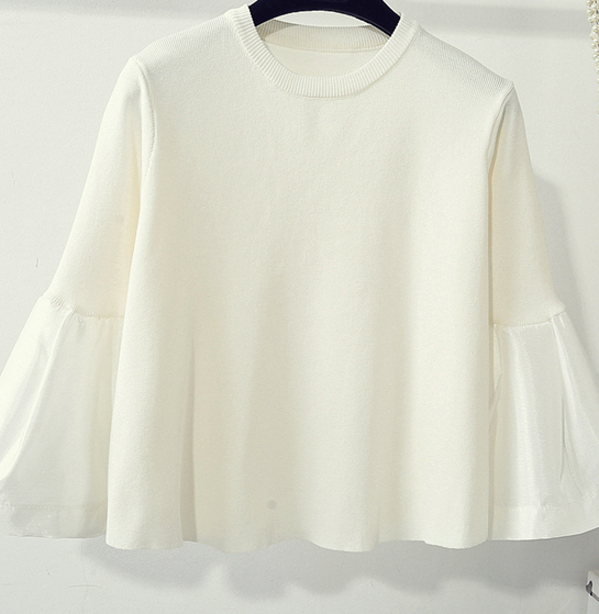 袖フレアニットトップス 袖あり 7分袖 七分袖 長袖 ボリューム袖 襟なし ニット かわいい 大人可愛い きれいめ シンプル カジュアル 大人 上品 おしゃれ お洒落 かっこいい レトロ 大人可愛い 大人女子 こなれ感 ラブリー キュート ガーリー 個性的 クール エレガント モダンの通販は 14,820円