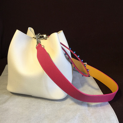 バッグ バック カバン かばん 鞄 bag レディースバッグ レディースバック ショルダーバッグ ショルダーバック 斜めがけバッグ 斜め掛けバッグ デイバッグ 四角 かわいい 大人可愛い きれいめ シンプル カジュアル 大人 上品 おしゃれ お洒落 かっこいい アジアン エスニックの通販は