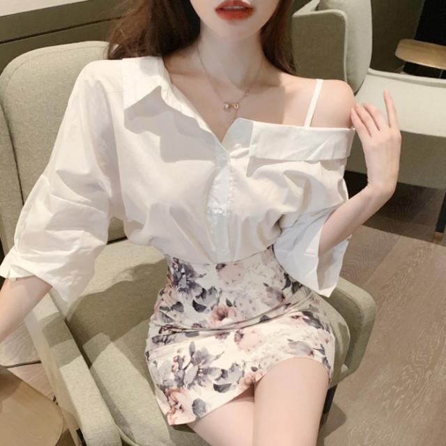 トップス シャツ ブラウス 白シャツ 白トップス 袖あり 7分袖 七分袖 ドルマンスリーブ オフショルダー オフショル 襟付き かわいい 大人可愛い きれいめ シンプル カジュアル 大人 上品 おしゃれ 大人女子 こなれ感 ラフ ラブリー キュート ガーリー ルーズ 個性的 クール