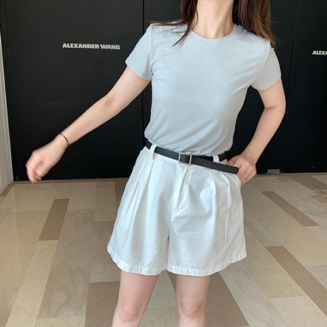 トップス Tシャツ 袖あり 半袖 Uネック かわいい 大人可愛い きれいめ シンプル カジュアル 大人 上品 おしゃれ お洒落 かっこいい 大人可愛い 大人女子 こなれ感 ラフ スポーティー ガーリー ルーズ クール モード系 エレガント フォーマル 無地 春 夏 10代 20代 30代_4