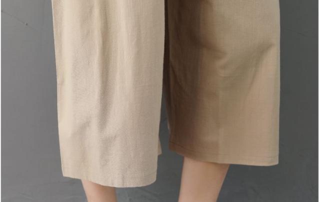 ゆる 大人サロペット オールインワン ワイドパンツ ガウチョパンツ ジャンパーパンツ 膝下 ミモレ ミモレ丈 袖なし ノースリーブ スクエアネック ワイド ガウチョ ポケット パッチポケット かわいい 大人可愛い シンプル カジュアル おしゃれ 大人女子 こなれ感 ラフ ラブリー_19