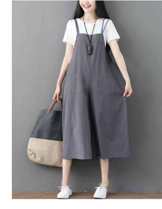 ゆる 大人サロペット オールインワン ワイドパンツ ガウチョパンツ ジャンパーパンツ 膝下 ミモレ ミモレ丈 袖なし ノースリーブ スクエアネック ワイド ガウチョ ポケット パッチポケット かわいい 大人可愛い シンプル カジュアル おしゃれ 大人女子 こなれ感 ラフ ラブリー_4