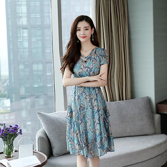 ワンピース フレアワンピース ミモレ丈 半袖 Vネック 襟付き フレア セミフレア ストレート ワイド シフォン フリル ウエストマーク かわいい 大人可愛い きれいめ シンプル カジュアル 大人 上品 お洒落 かっこいい 大人可愛い 大人女子 こなれ感 ラフ キュート ガーリー