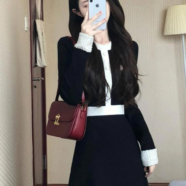 トップス カーディガン ミニ丈 長袖 Uネック 細身 かわいい 大人可愛い きれいめ シンプル カジュアル 大人 上品 おしゃれ お洒落 大人可愛い 大人女子 こなれ感 ラフ ガーリー 個性的 クール 主役級 存在感 フォーマル 無地 春 秋 冬 誕生日 クリスマス バレンタイン 10代