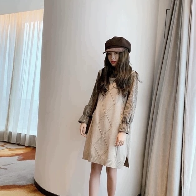 ワンピース ニットスカート フレアワンピース 膝丈 ひざ丈 袖あり 長袖 フレアスリーブ 襟付き Aライン ドッキング かわいい 大人可愛い きれいめ シンプル カジュアル 大人 上品 おしゃれ レトロ 大人女子 こなれ感 ラフ ラブリー キュート ガーリー ルーズ 個性的 モード系