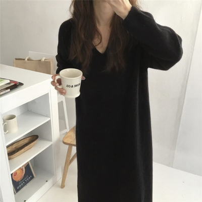 ニットワンピース ワンピース ロング ロング丈 アンクル丈 袖あり 長袖 Vネック 襟なし スリム ストレート Iライン ニット かわいい 大人可愛い きれいめ シンプル カジュアル 大人 上品 おしゃれ 大人女子 こなれ感 ラフ ルーズ モード系 セクシー エレガント モダン 無地 冬