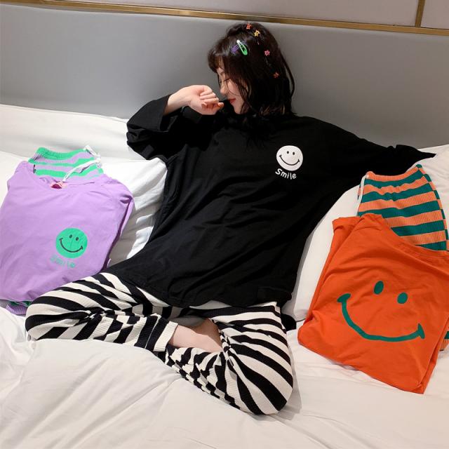 ルームウェア パジャマ Tシャツ ロンT ロング ロング丈 袖あり 長袖 ドロップショルダー 萌袖 Uネック クルーネック ストレート ウエストゴム かわいい 大人可愛い カジュアル おしゃれ お洒落 かっこいい ラフ ラブリー キュート ガーリー 個性的 クール モード系 ボーダー