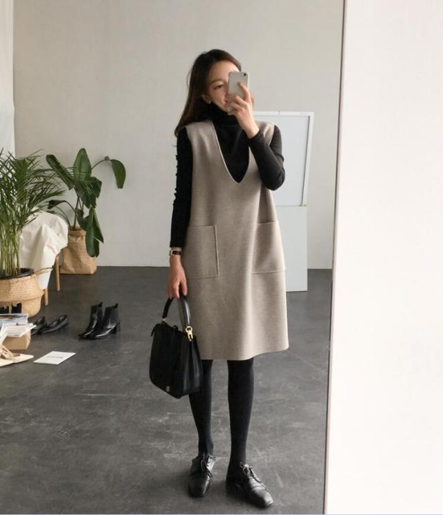 深Vネック ジャンスカ ハイネック ニット セットアップ ニットソー