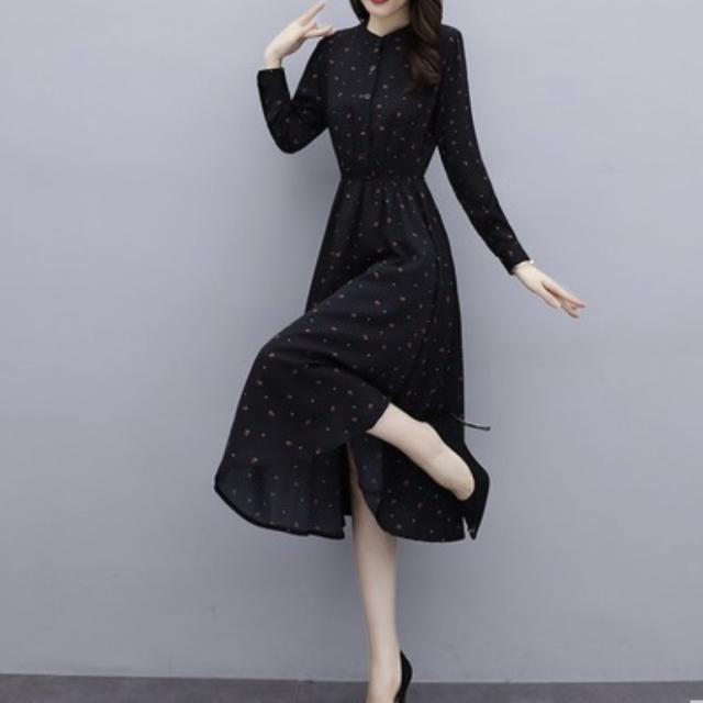 ワンピース シャツワンピース フレアワンピース ワンピドレス 膝丈 ひざ丈 袖あり 7分袖 七分袖 長袖 襟なし フレア セミフレア 細身 ストレート Aライン フリル リボン ウエストマーク 薄手 かわいい 大人可愛い きれいめ シンプル カジュアル 大人 上品 おしゃれ 大人女子 ワンピース シャツワンピース フレアワンピース ワンピドレス 膝丈