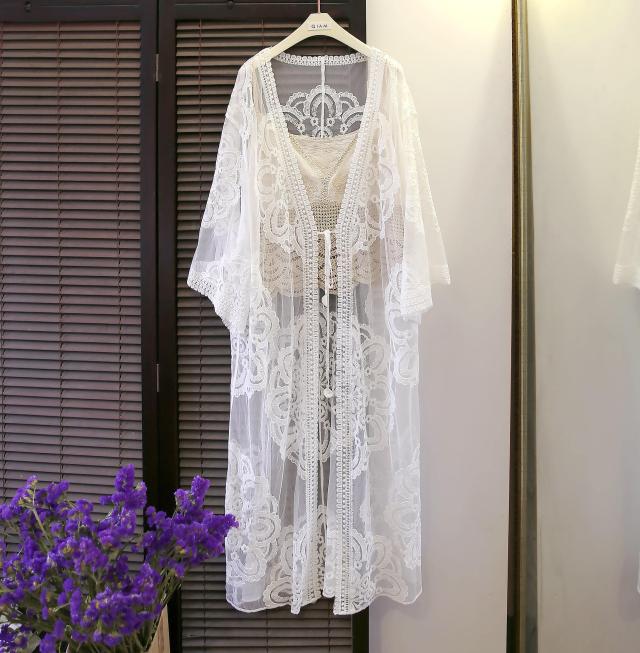 レースアウター カーディガン 膝下 袖あり 襟なし レース 刺繍 かわいい 可愛い きれいめ シンプル カジュアル 大人 上品 おしゃれ お洒落 大人可愛い 大人女子 ラフ キュート ガーリー ルーズ 個性的 主役級 とろみ感 抜け感 無地 春 夏 秋 オールシーズン シーズンレス