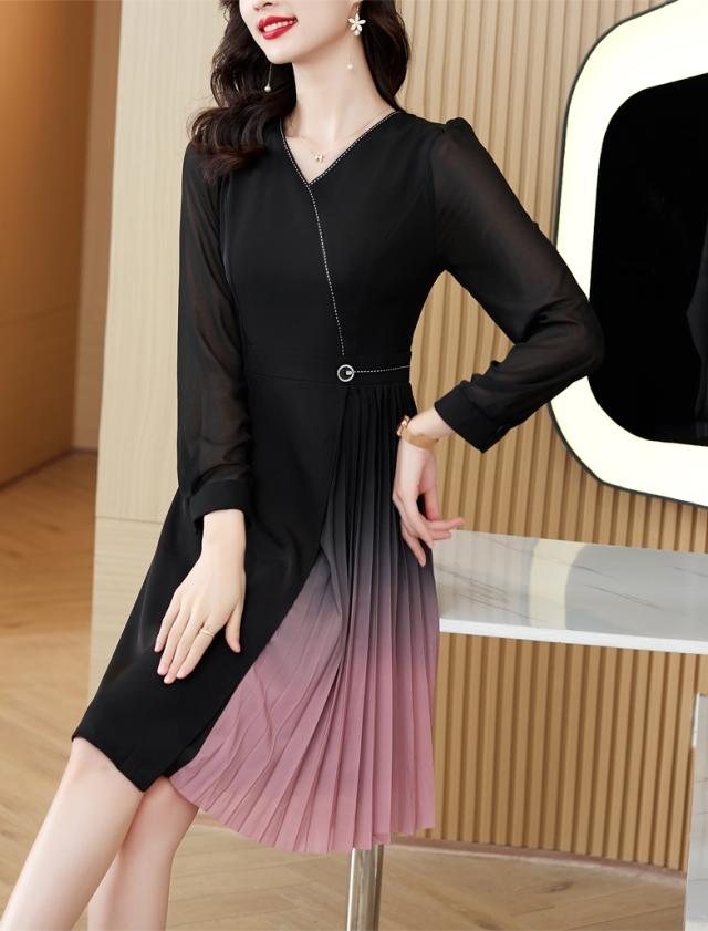 グラデーション プリーツ ワンピース フレアワンピース ミニ ミニ丈 膝上 袖あり 長袖 Vネック カシュクール フレア Aライン シフォン ウエストマーク 切り替えデザイン ドッキング 透け感 シースルー かわいい 大人可愛い きれいめ 大人 上品 おしゃれ 大人女子 こなれ感 種類11：ネイビー/L グラデーション プリーツ ワンピース フレア