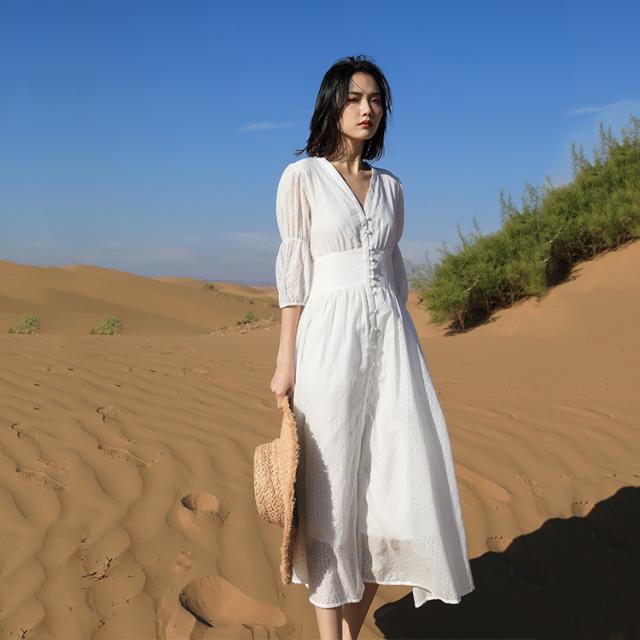 ウェスタン レースワンピース ワンピース チュニック フレアスカート フレアワンピース 膝下 ミディアム丈 袖あり 7分袖 七分袖 パフスリーブ Vネック フレア レース 刺繍 ウエストマーク スリット 前開き くるみボタン 大人可愛い おしゃれ お洒落 エキゾチック 大人女子 柄_4