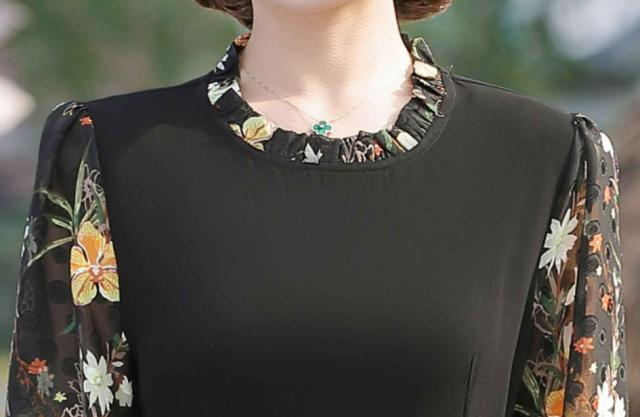 ミセス 花柄ワンピース ワンピドレス 膝下 ミモレ ミモレ丈 袖あり 長袖 シースルー ラウンドネック セミフレア Aライン シフォン ベルト ウエストマーク 大人 上品 おしゃれ お洒落 大人女子 エレガント 柄 花柄 小花柄 春 秋 オールシーズン 入学式 入園式 卒業式 卒園式_7