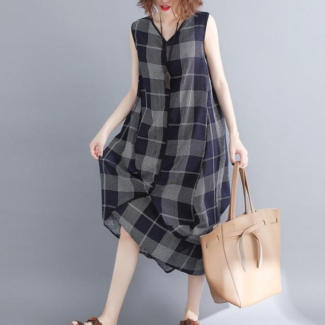 チェックワンピース 膝下 袖なし ノースリーブ Vネック かわいい 大人可愛い きれいめ シンプル カジュアル おしゃれ お洒落 大人可愛い 大人女子 こなれ感 ラフ キュート ガーリー ルーズ 個性的 主役級 とろみ感 抜け感 春 夏 秋 オールシーズン シーズンレス 誕生日 10代