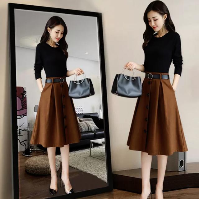 ワンピース 膝下 ミディアム丈 袖あり 長袖 ラウンドネック 襟なし