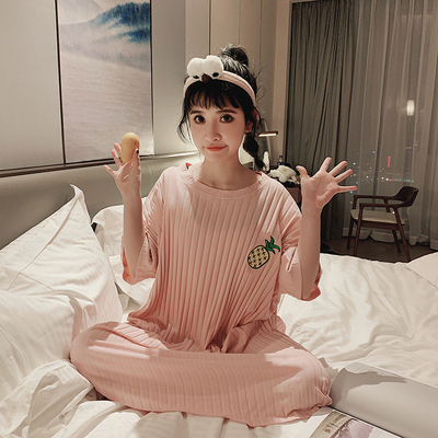 ゆるっとワンピース ルームウェア パジャマ デート 膝下 袖あり 半袖 襟なし かわいい 大人可愛い きれいめ シンプル カジュアル 大人 上品 おしゃれ お洒落 大人可愛い 大人女子 こなれ感 ラフ キュート ガーリー 個性的 主役級 とろみ感 抜け感 無地 春 夏 秋 冬