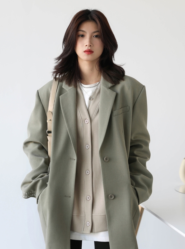 トップス カーディガン ミディアム丈 袖あり 長袖 Vネック 襟なし 前開き 綿 ポリエステル 大人可愛い シンプル カジュアル 大人 おしゃれ お洒落 かっこいい レトロ 大人女子 こなれ感 ラフ メンズライク ボーイッシュ 無地 春 秋 冬 10代 20代 30代 レディース ペア