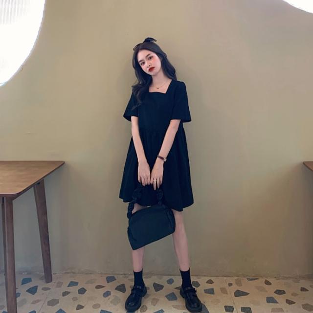 ワンピース フレアワンピース ワンピドレス ショート ショート丈 膝上 袖あり 半袖 スクエアネック 襟なし フレア Aライン ハイウエスト かわいい 大人可愛い シンプル 大人 上品 おしゃれ お洒落 アジアン エスニック エキゾチック ラフ ラブリー キュート セクシー 無地 夏