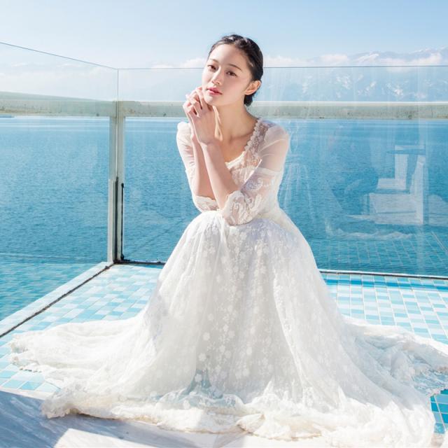 ドレス ウェディングドレス 結婚式ドレス 二次会ドレス 披露宴ドレス 花嫁ドレス ロングドレス ロング ロング丈 袖あり 7分袖 七分袖 Uネック Aライン エンパイアライン スレンダーライン レース シフォン フリル 透け感 シースルー かわいい 大人可愛い きれいめ 大人 上品