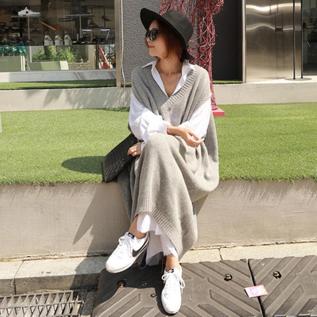 ニットワンピース ワンピース ベスト ロング ロング丈 マキシ マキシ丈 袖なし ノースリーブ Vネック 襟なし ワイド ニット かわいい 大人可愛い きれいめ シンプル カジュアル 大人 上品 おしゃれ 大人女子 こなれ感 ラフ 個性的 モード系 エレガント モダン 抜け感 無地 秋 ニットワンピース ワンピース ベスト ロング ロング丈 マキシ マキシ丈