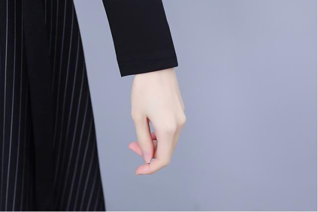 異素材ミックス 裾切り替え ロング ワンピース フレアワンピース 膝下 ロング丈 袖あり 長袖 スタンドカラー ハイネック セミフレア ウエストマーク 切り替えデザイン ドッキング バックシャン バックコンシャス かわいい 大人可愛い きれいめ 大人 上品 おしゃれ こなれ感 異素材ミックス 裾切り替え ロング ワンピース フレアワンピース 膝下