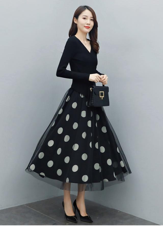 セットアップ 上下セット カシュクール トップス シフォン スカート カットソー フレアスカート 膝下 ロング ロング丈 袖あり 長袖 Vネック 襟なし フレア Aライン ドッキング ふわふわ ウエストゴム 透け感 2点セット ツーピース かわいい 大人可愛い きれいめ シンプル_3