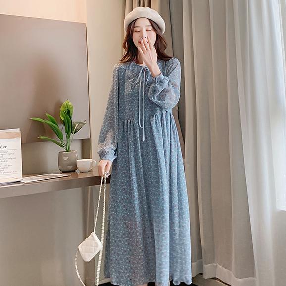 ワンピース フレアワンピース ロング丈 長袖 フレア セミフレア プリーツ レース リボン かわいい 大人可愛い きれいめ シンプル カジュアル 大人 上品 おしゃれ お洒落 大人可愛い 大人女子 こなれ感 ガーリー エレガント 主役級 存在感 フォーマル 無地 柄 春 夏 秋 冬