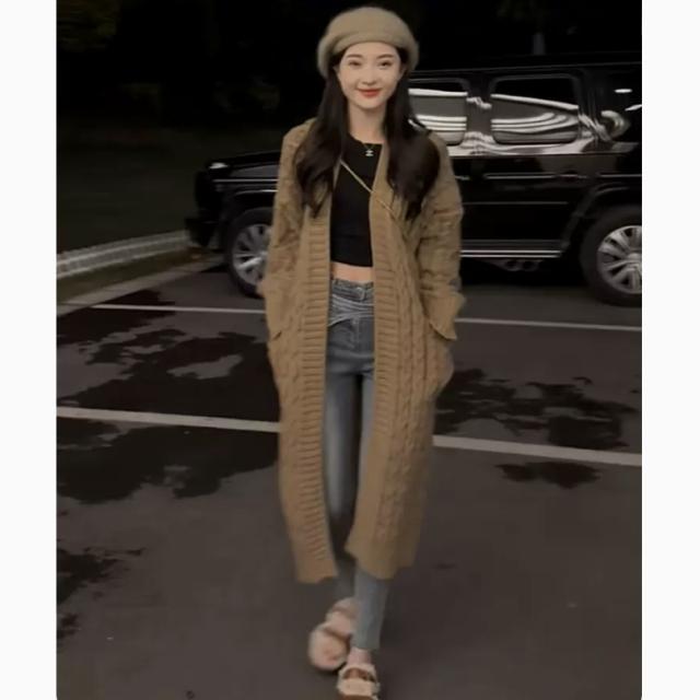 トップス カーディガン ロング ロング丈 袖あり 長袖 襟なし Iライン モコモコ ふわふわ 前開き ケーブルニット 伸縮性 ニット 厚手 かわいい 大人可愛い きれいめ シンプル カジュアル 大人 上品 おしゃれ 大人女子 こなれ感 ラフ ラブリー キュート ガーリー 個性的 クールの通販は