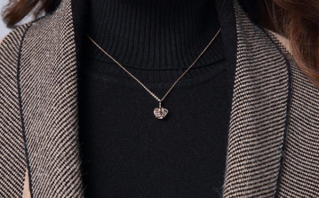 ケープ アウター コート 袖あり 長袖 Vネック 襟なし 前開き タッセル