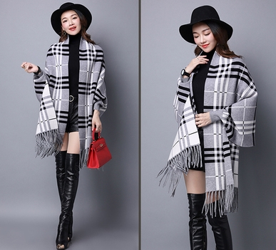 ケープ アウター コート 袖あり 長袖 Vネック 襟なし 前開き タッセル